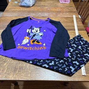 Disney‎ Store Minnie Halloween pajamas sz 2XL